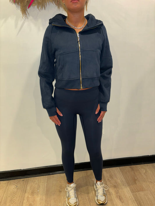 Lulu navy jumper with gold zip and matching leggings ✨